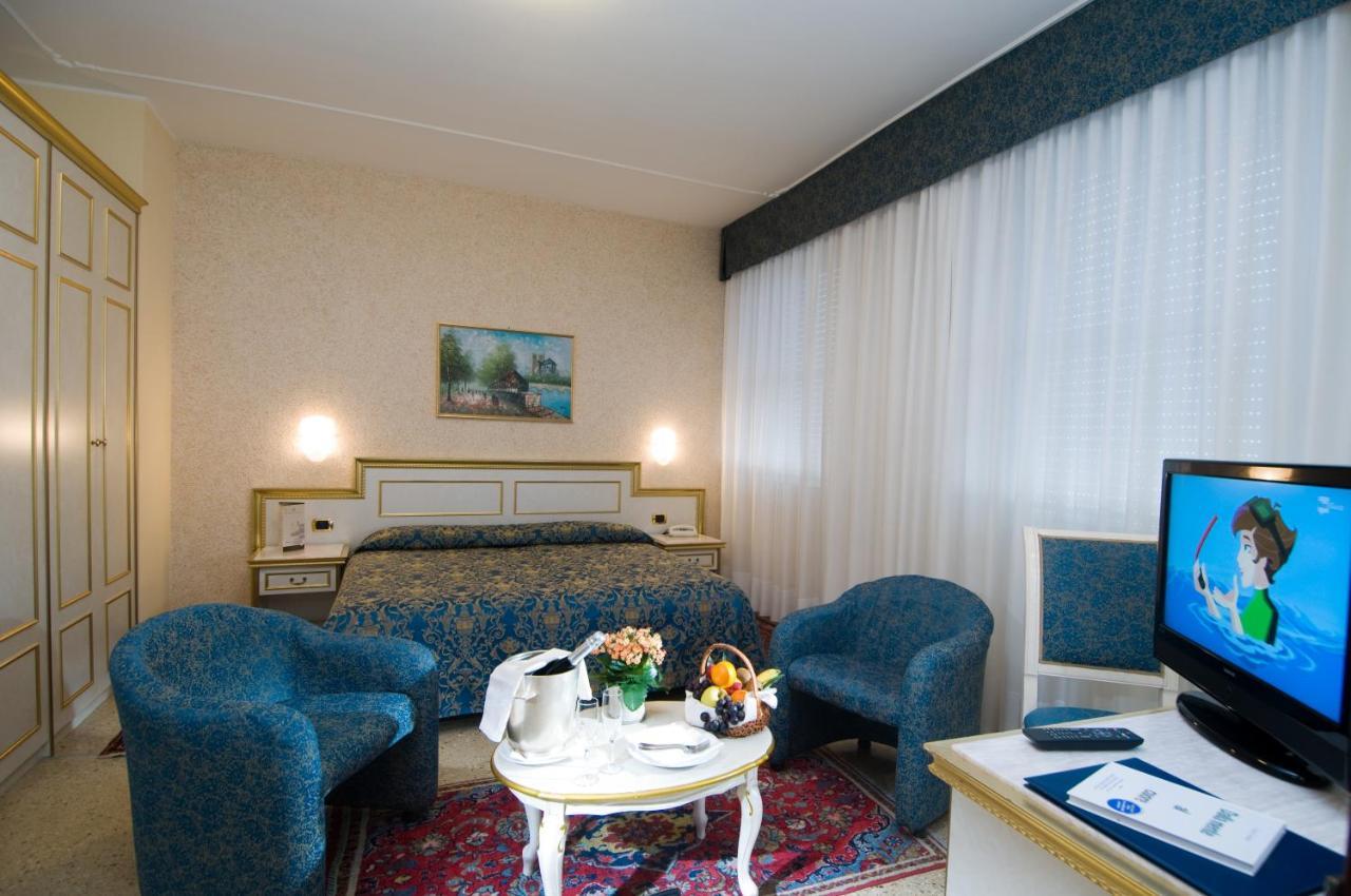 Hotel Internazionale Terme Абано Терме Екстериор снимка